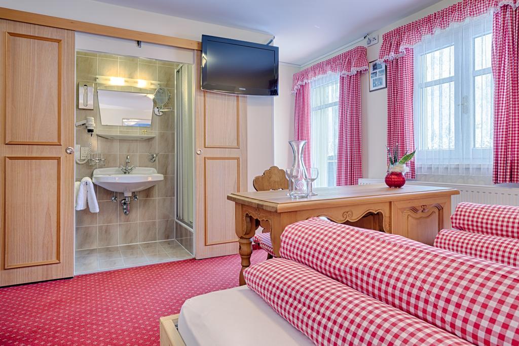 Walch'S Camping & Landhaus Braz Extérieur photo
